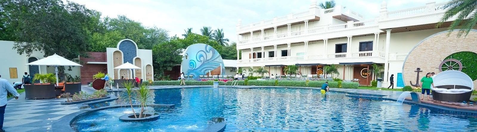 Hotels in Sunguvarchatram 